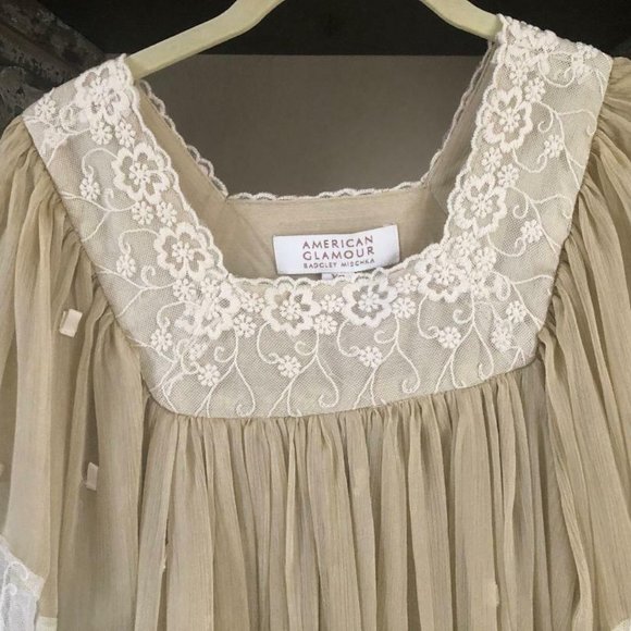 AMERICAN GLAMOUR Badgley Mischka Lace and Chiffon Tunic Blouse XS NWT - Picture 4 of 4
